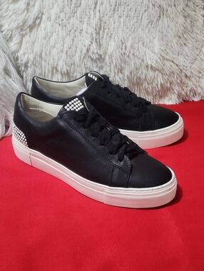 AGL ATTILIO GIUSTI LEOMBRUNI black Leather Platform Sneakers with Stud Detail